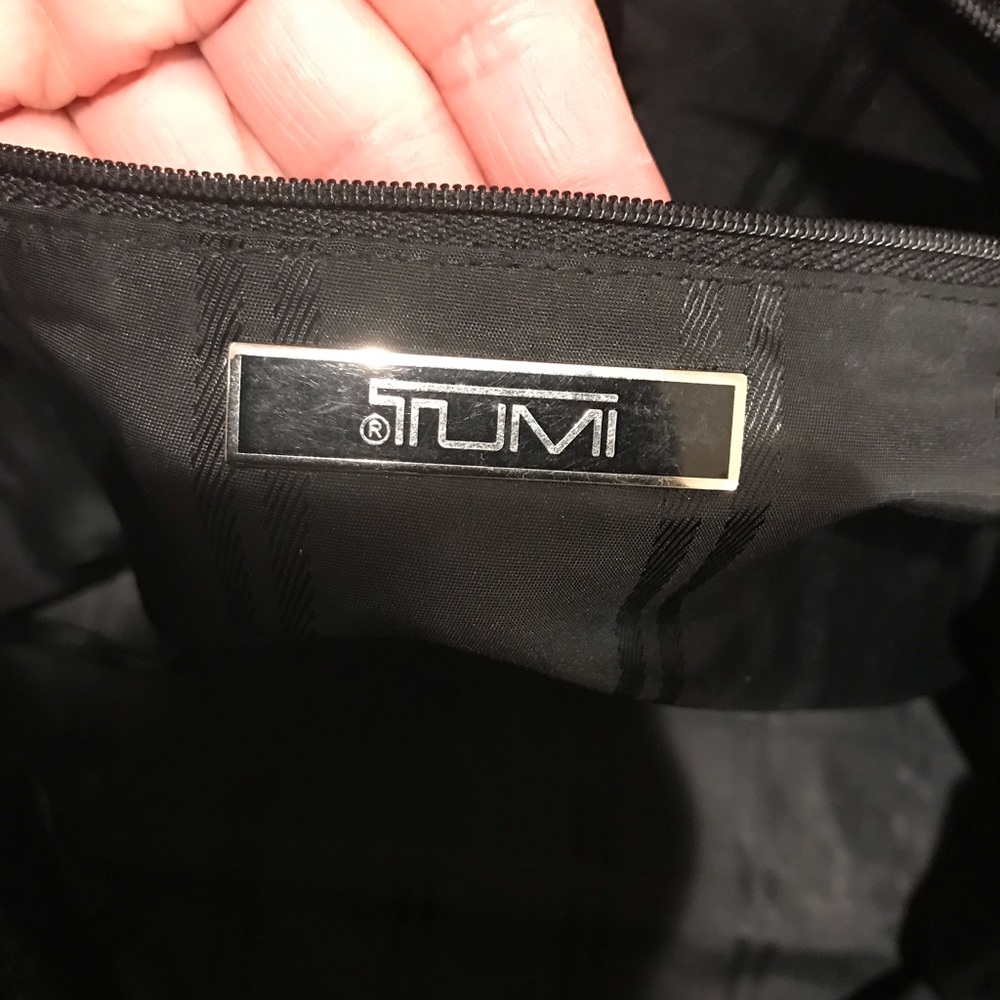 TUMI Black Leather & Nylon Large Tote Shoulder Bag Work Travel Laptop Bag - Picture 7 of 13